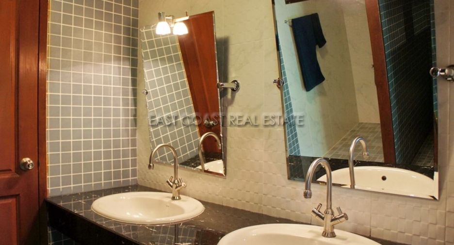 Haus zur Miete mit 4 Zimmer in Huay Yai, Pattaya