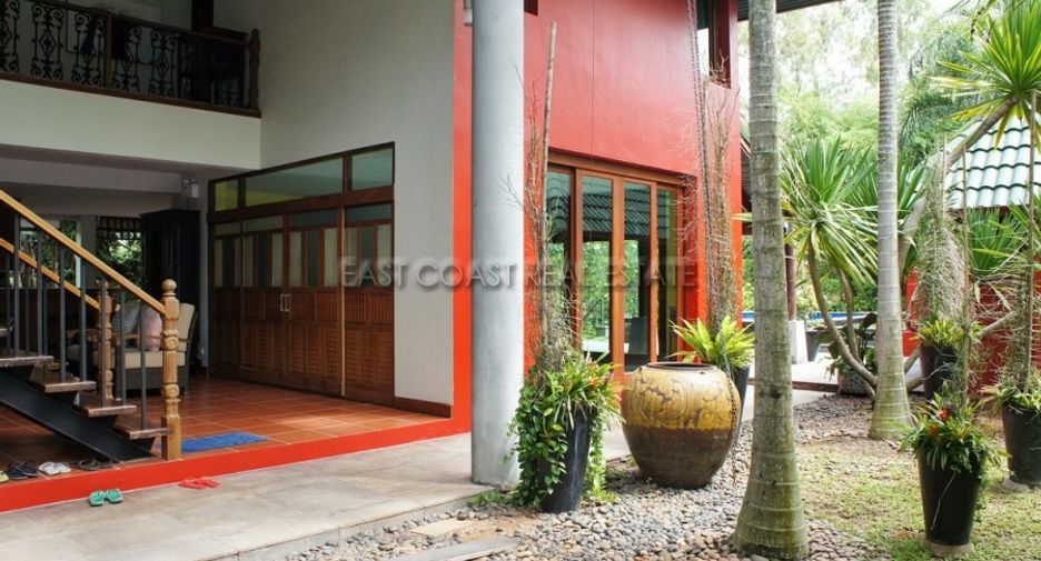 Haus zur Miete mit 4 Zimmer in Huay Yai, Pattaya