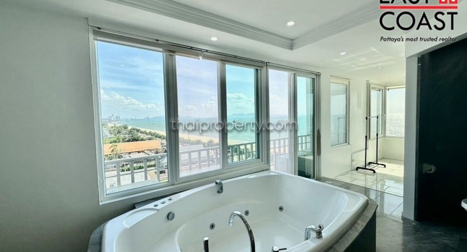 For rent 3 bedrooms condo in Jomtien, Pattaya