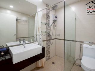 For rent 2 bedrooms condo in Bang Lamung, Chonburi