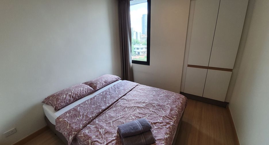 For rent 2 ベッドルーム condo in Watthana, Bangkok