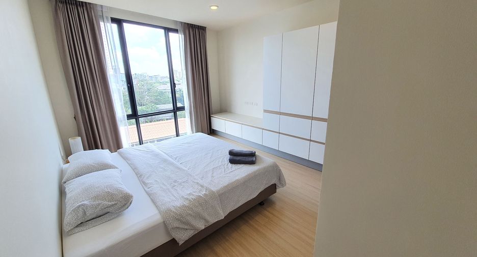 For rent 2 ベッドルーム condo in Watthana, Bangkok