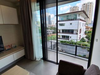 À louer 2 chambres condo à Watthana, Bangkok