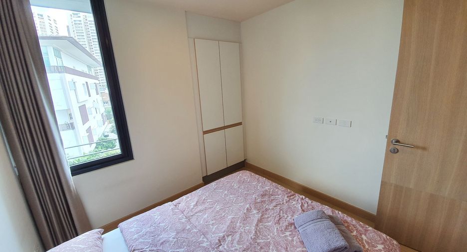 For rent 2 ベッドルーム condo in Watthana, Bangkok