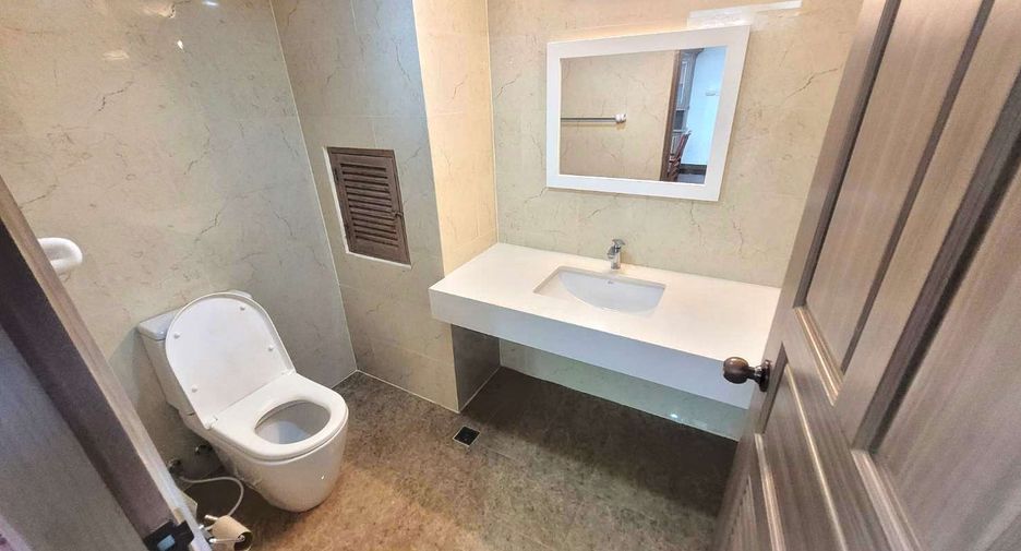 Wohnung zur Miete mit 3 Zimmer in Watthana, Bangkok