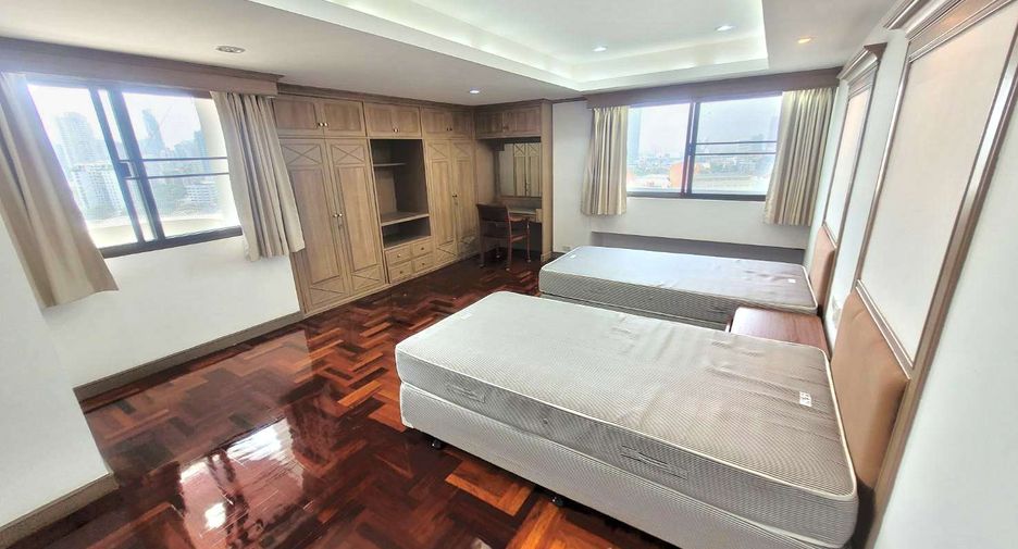 Wohnung zur Miete mit 3 Zimmer in Watthana, Bangkok