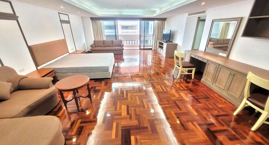 Wohnung zur Miete mit 3 Zimmer in Watthana, Bangkok