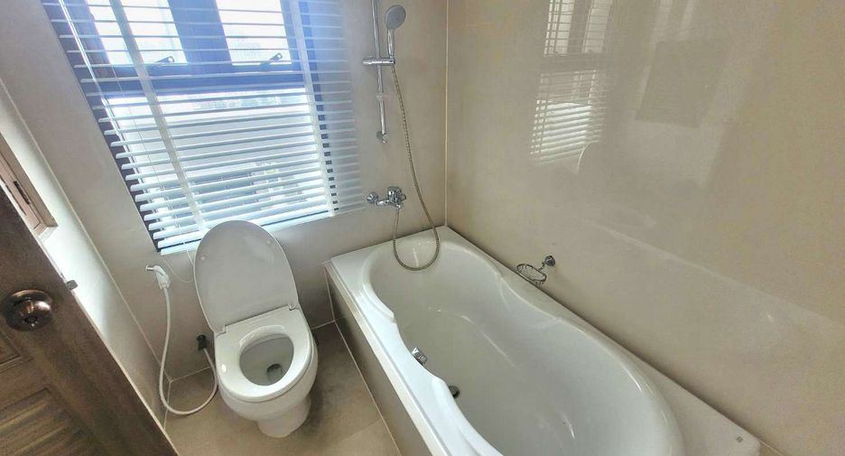 Wohnung zur Miete mit 3 Zimmer in Watthana, Bangkok