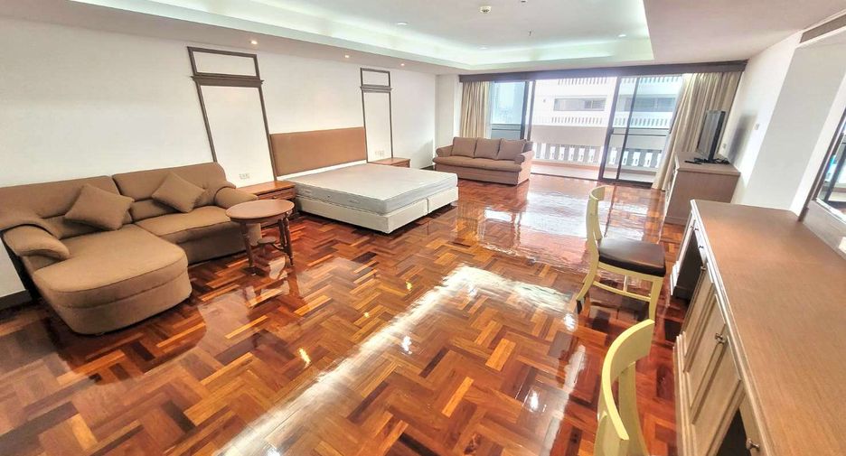 Wohnung zur Miete mit 3 Zimmer in Watthana, Bangkok