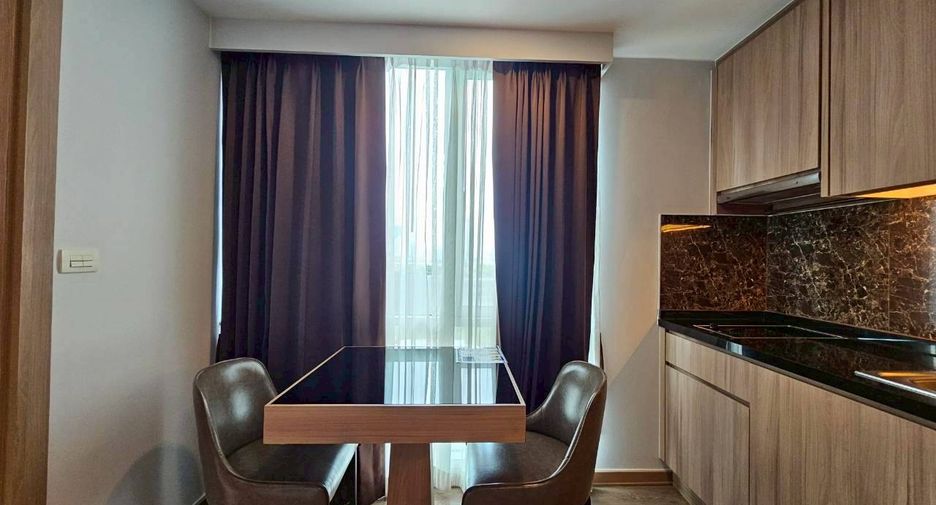 For rent studio condo in Watthana, Bangkok