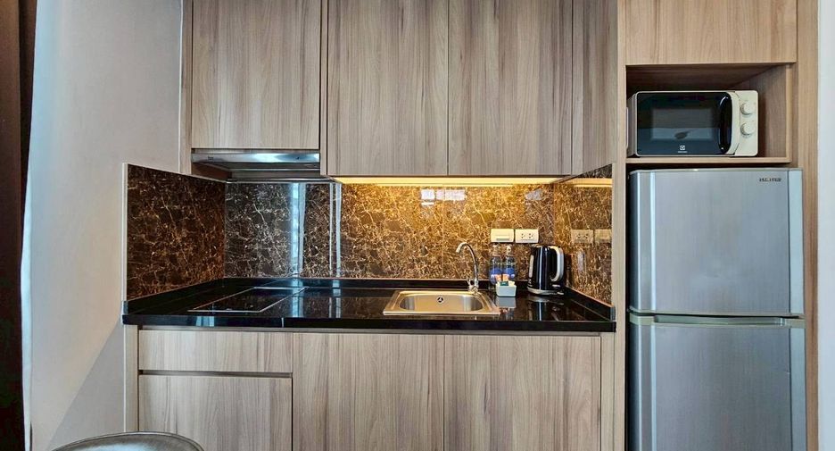For rent studio condo in Watthana, Bangkok