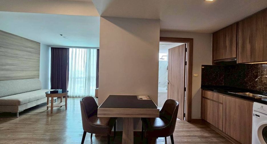 For rent studio condo in Watthana, Bangkok