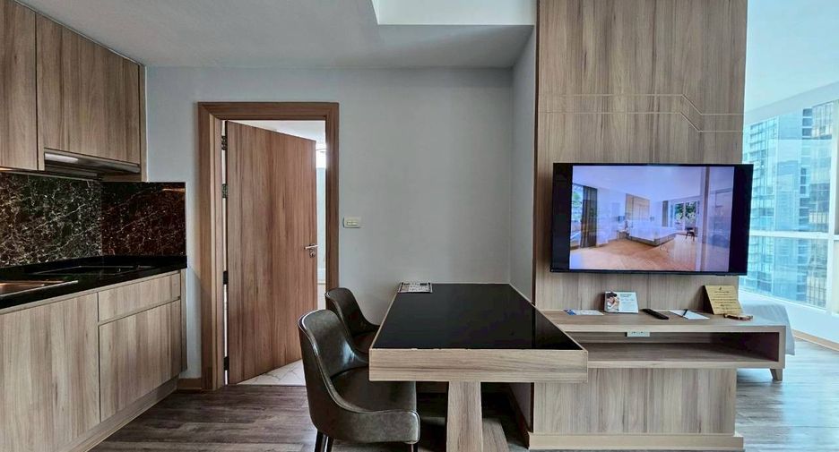 For rent studio condo in Watthana, Bangkok