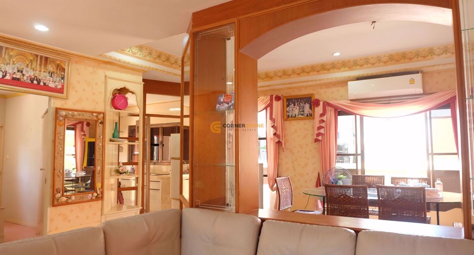 For rent 4 bedrooms house in East Pattaya, Pattaya