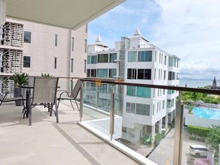 For rent 3 bedrooms condo in Bang Lamung, Chonburi