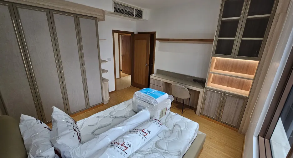 Wohnung zur Miete mit 3 Zimmer in Khlong Toei, Bangkok