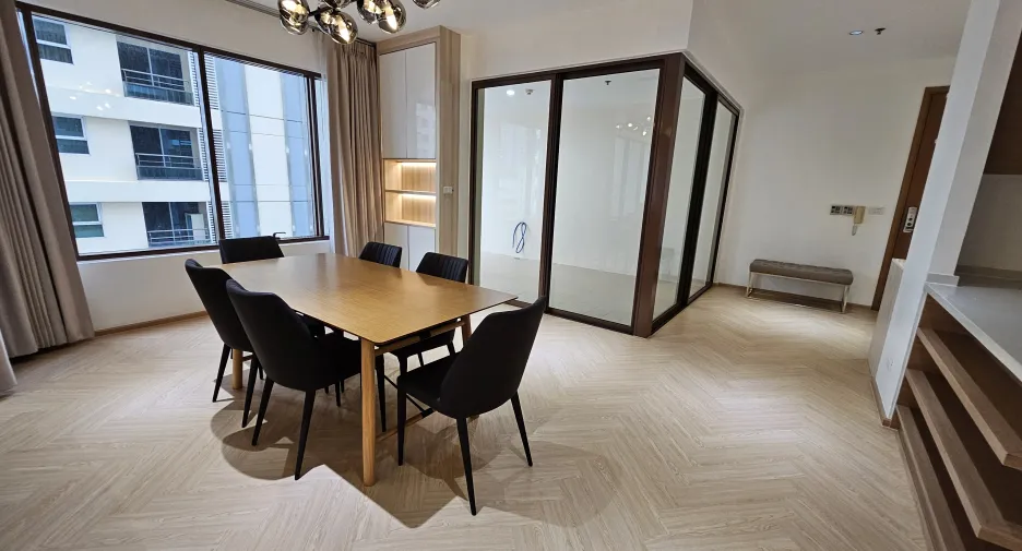 Wohnung zur Miete mit 3 Zimmer in Khlong Toei, Bangkok