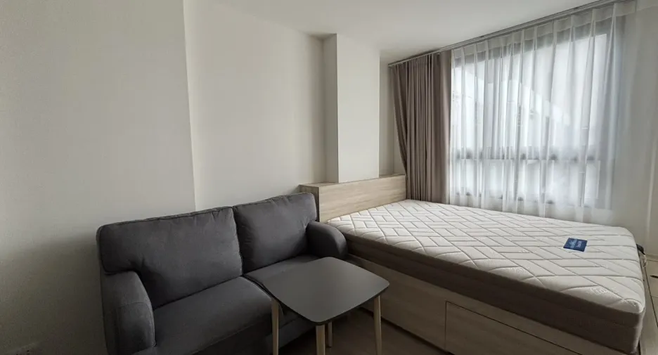 For rent studio condo in Phaya Thai, Bangkok