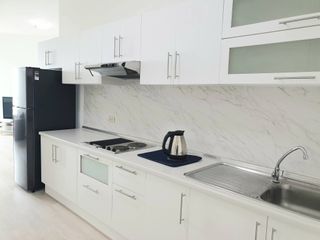 Аренда 1 кровать кондо в Кхлонг Сан, Бангкок