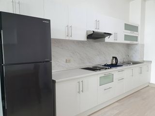 Аренда 1 кровать кондо в Кхлонг Сан, Бангкок