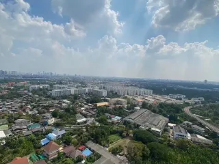出售 1 卧室 公寓 在 Phasi Charoen, 曼谷