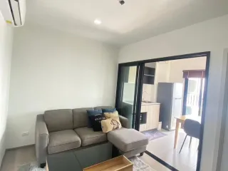 出售 1 卧室 公寓 在 Phasi Charoen, 曼谷