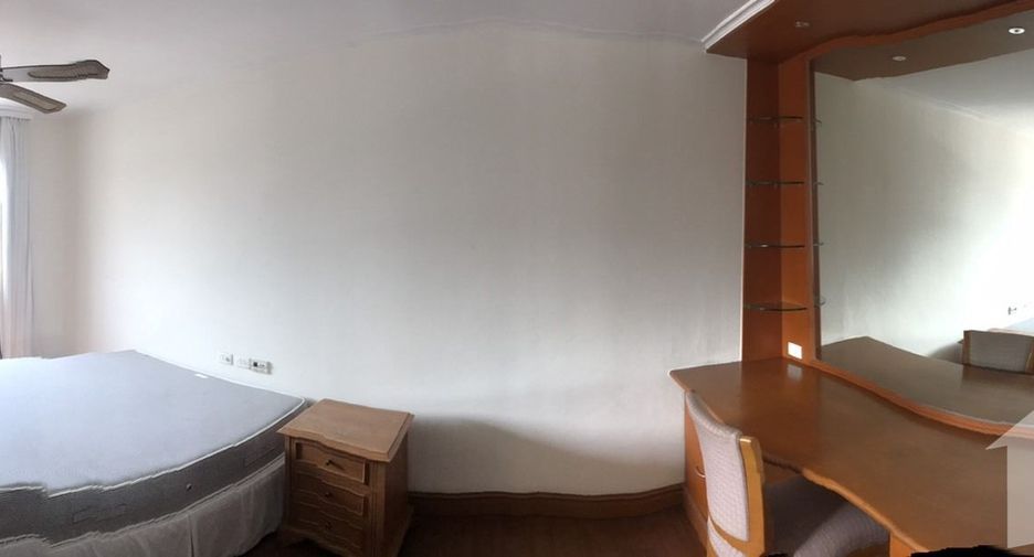 À vendre et à louer 3 chambres condo à Watthana, Bangkok