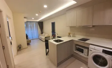 出售 和 出租 2 卧室 公寓 在 Khlong Toei, 曼谷