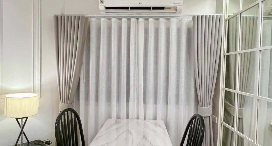 For rent 2 bedrooms condo in Yan Nawa, Bangkok