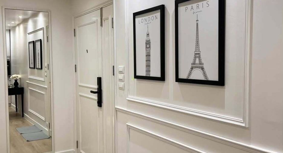 For rent 2 bedrooms condo in Yan Nawa, Bangkok