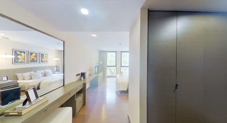 For sale and for rent 2 bedrooms condo in Sathon, Bangkok