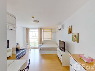 Wohnung zur Miete mit Studio in Phra Khanong, Bangkok