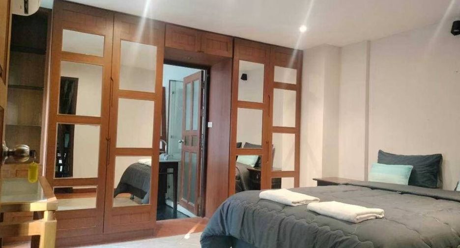 À vendre et à louer 4 chambres villa à Jomtien, Pattaya