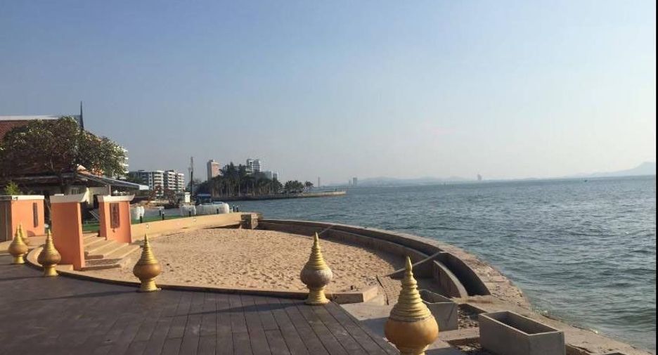À vendre et à louer 4 chambres villa à Jomtien, Pattaya