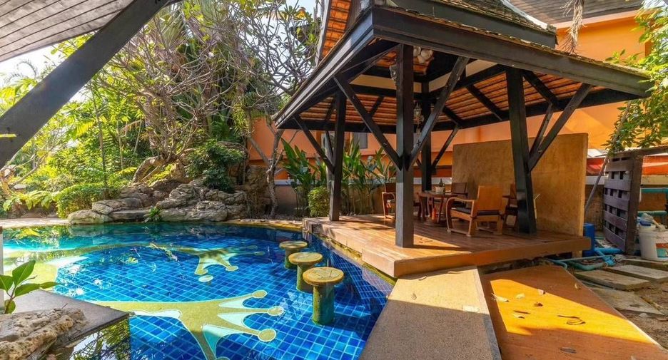 À vendre et à louer 4 chambres villa à Jomtien, Pattaya