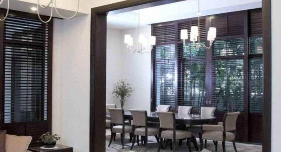Casa en alquiler de 4 habitaciones en Khlong Toei, Bangkok