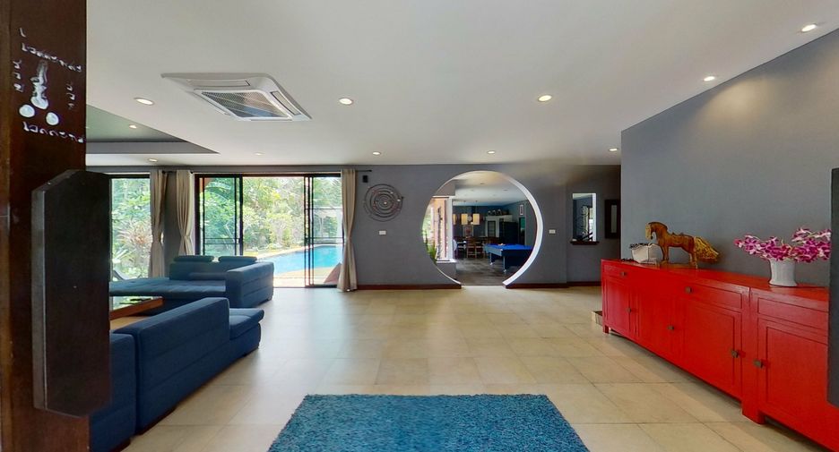 Villa en venta y en alquiler de 4 habitaciones en Saraphi, Chiang Mai