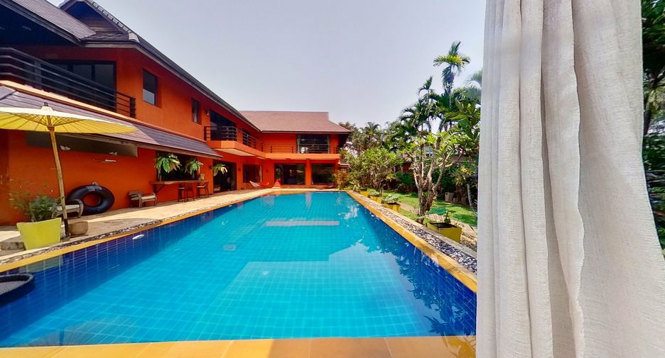 Villa en venta y en alquiler de 4 habitaciones en Saraphi, Chiang Mai
