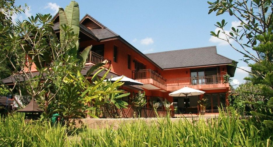 Villa en venta y en alquiler de 4 habitaciones en Saraphi, Chiang Mai