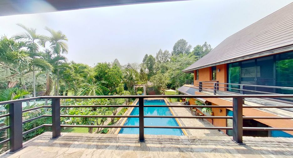 Villa en venta y en alquiler de 4 habitaciones en Saraphi, Chiang Mai