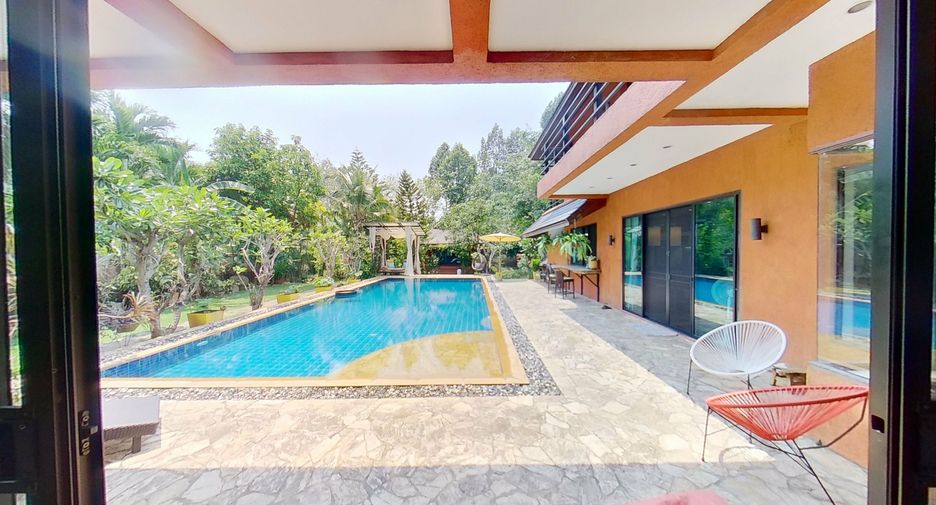 Villa en venta y en alquiler de 4 habitaciones en Saraphi, Chiang Mai