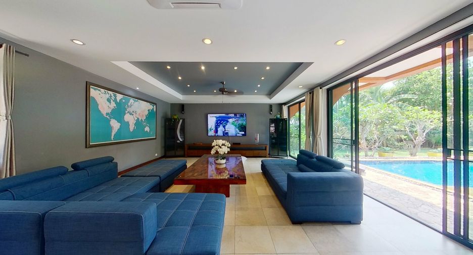 Villa en venta y en alquiler de 4 habitaciones en Saraphi, Chiang Mai