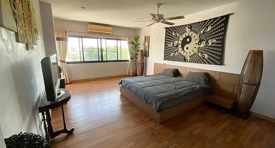 For sale 2 ベッドルーム condo in Mueang Chiang Mai, Chiang Mai