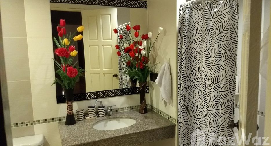 For sale 2 ベッドルーム condo in Mueang Chiang Mai, Chiang Mai