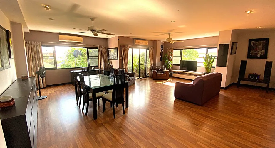 For sale 2 ベッドルーム condo in Mueang Chiang Mai, Chiang Mai