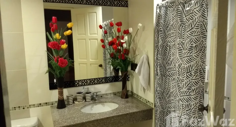 For sale 2 ベッドルーム condo in Mueang Chiang Mai, Chiang Mai