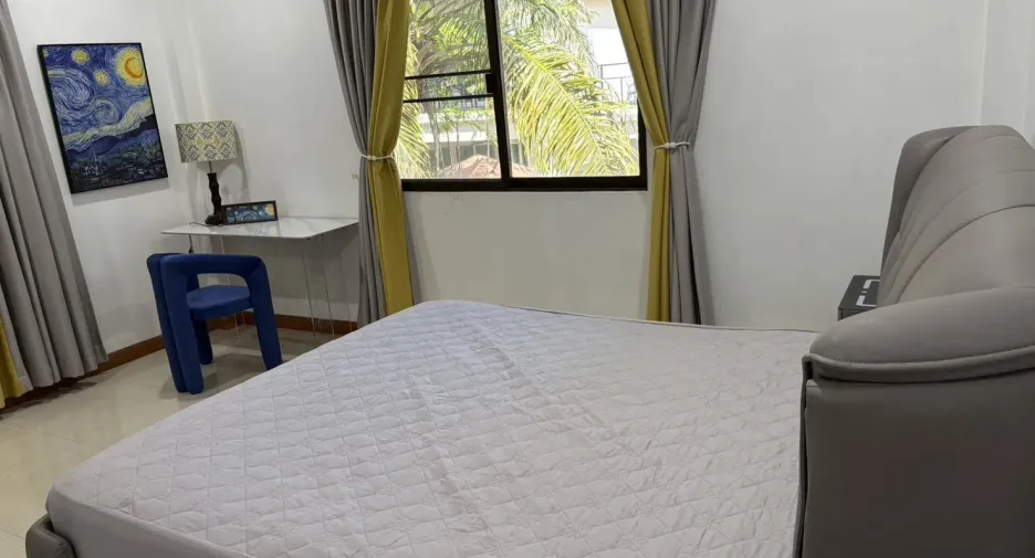 For rent 6 bedrooms villa in Jomtien, Pattaya