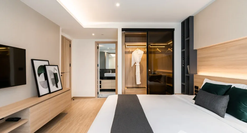 For rent 2 bedrooms condo in Watthana, Bangkok