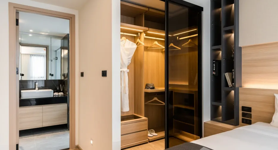 For rent 2 bedrooms condo in Watthana, Bangkok