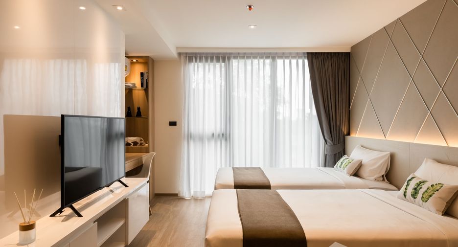 For rent 2 bedrooms condo in Watthana, Bangkok